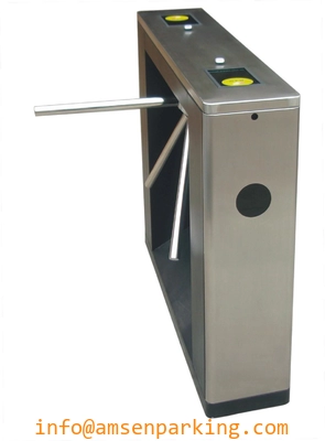 Bridge turnstile for airport metro